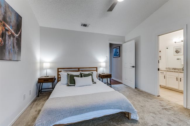 APT-211 - 4067 Beltway Dr, Condo with 2 bedrooms, 2 bathrooms and null parking in Addison TX | Image 4