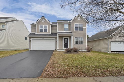 5910 Bucksburn Dr, Galloway, OH, 43119-9809 | Card Image
