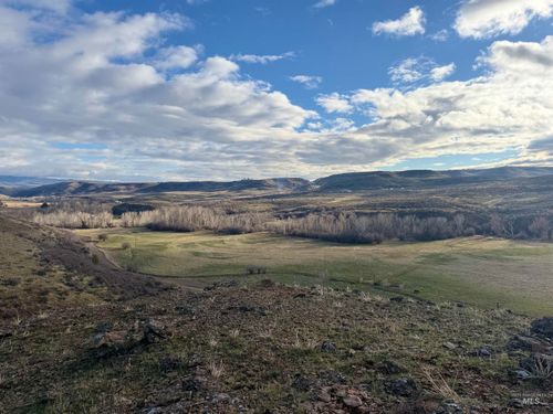 2168 Middle Fork Rd, Council, ID, 83612-5261 | Card Image