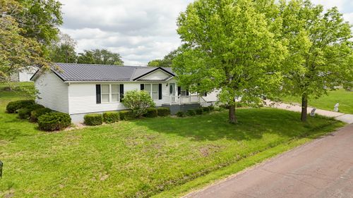 501 E Walker St, MARCELINE, MO, 64658-1628 | Card Image