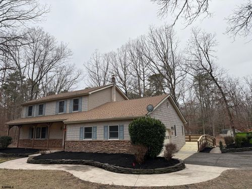 620 Columbia Rd, Egg Harbor City, NJ, 08215-4132 | Card Image