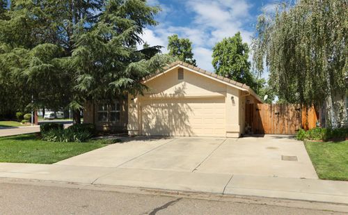 2125 Squire Way, Lodi, CA, 95240-6392 | Card Image