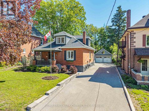 125 Toronto St, Barrie, ON, L4N1V3 | Card Image