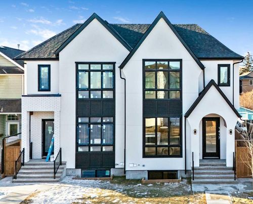 2433 23 St Nw, Calgary, AB, T2M3Y3 | Card Image