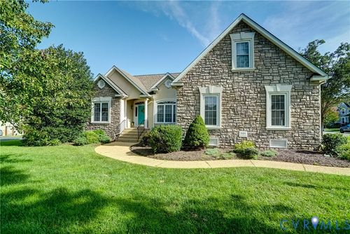9401 Nolandwood Dr, Mechanicsville, VA, 23116-2903 | Card Image