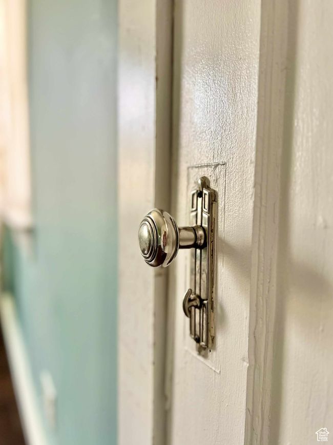 View of room details | Image 9