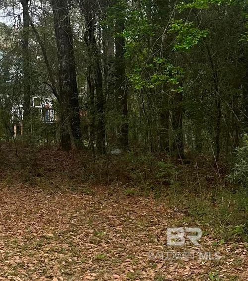 7 Pine St, Chickasaw, AL, 36611-2520 | Card Image