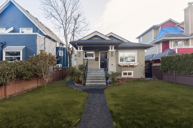 3226 W 7 Th Avenue, House other with 3 bedrooms, 2 bathrooms and 4 parking in Vancouver BC | Image 27