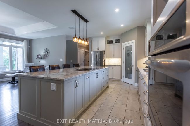 2070 8 Th Line Rd, House other with 5 bedrooms, 4 bathrooms and 8 parking in Metcalfe ON | Image 11