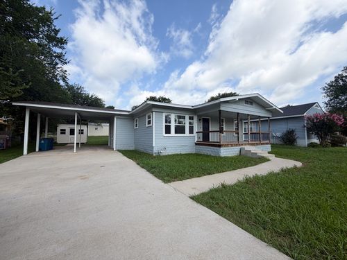 104 Sunset Cir, Alvarado, TX, 76009-4214 | Card Image