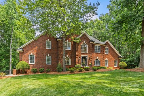 1310 Weddington Hills Dr, Matthews, NC, 28104-9030 | Card Image