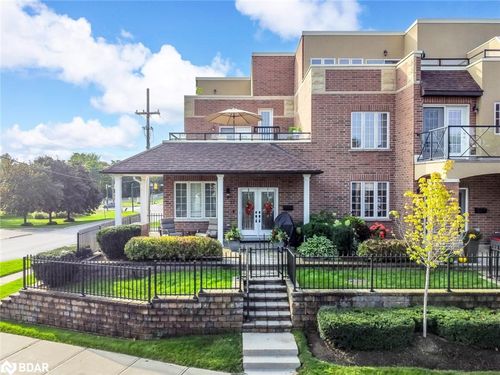 27 White Oaks Rd, Barrie, ON, L4N5A2 | Card Image