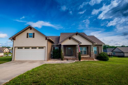 2899 Alden Glenn Ct, Sevierville, TN, 37876-0689 | Card Image