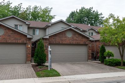 8 - 70 Sunnyside Dr, Condo with 3 bedrooms, 3 bathrooms and 4 parking in London ON | Image 2