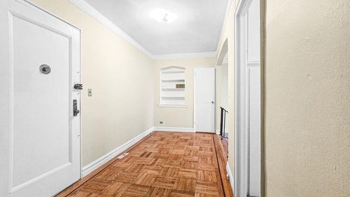 7-m-860 Grand Concourse, Bronx, NY, 10451-2818 | Card Image