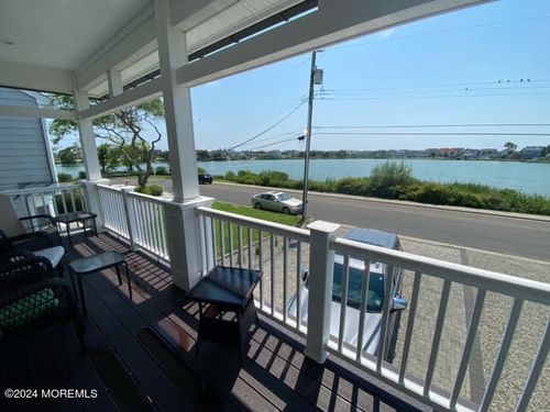 305 Newark Ave, Point Pleasant Beach, NJ, 08742-4141 | Card Image
