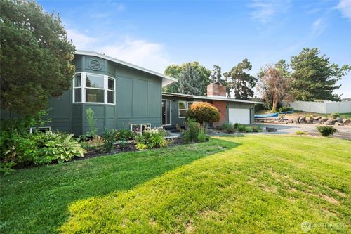 1147 Ashley Way, Moses Lake, WA, 98837-2165 | Card Image