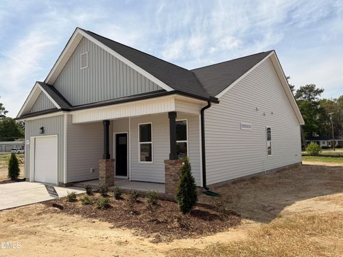 89 W Coulter Court, Selma, NC, 27576 | Card Image