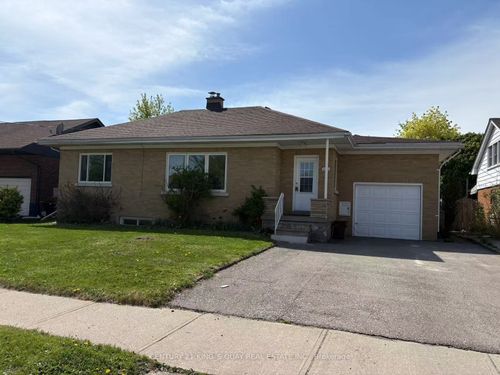 140 Ninth Ave, Kitchener, ON, N2C1T1 | Card Image