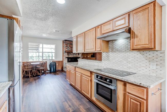 21072 N Highway 36, House other with 4 bedrooms, 3 bathrooms and 2 parking in Brazoria TX | Image 12