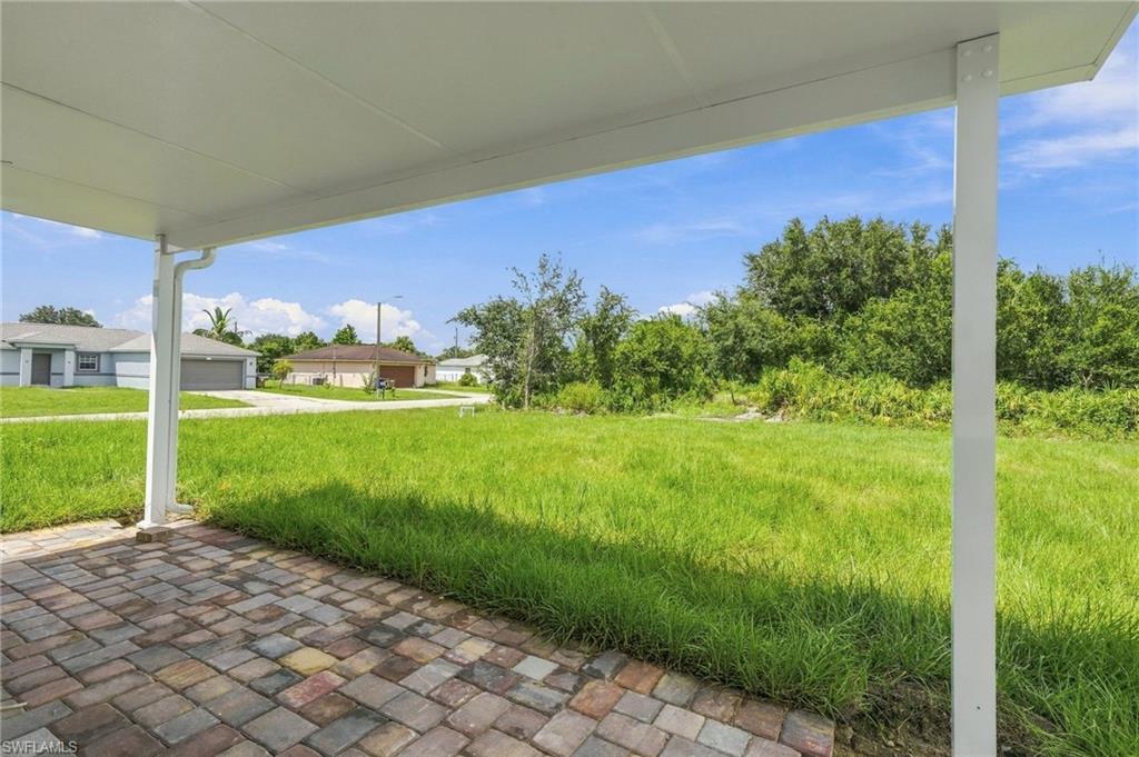 Residential in LEHIGH ACRES 5