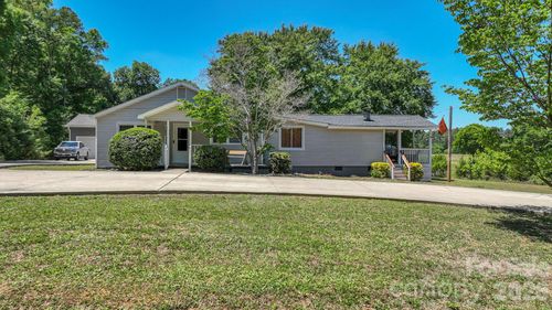 6423 Old Kennedy Ford Rd, Marshville, NC, 28103-8676 | Card Image
