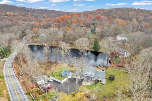 297 Church Rd, Putnam Valley, NY, 10579-2515 | Card Image