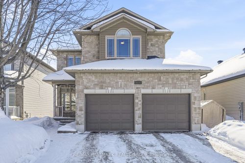 109 Thivierge Crt, Rockland, ON, K4K0E7 | Card Image