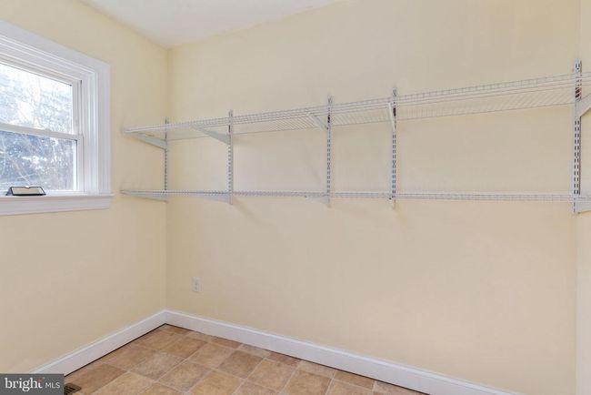 113 W Main St, House other with 5 bedrooms, 4 bathrooms and null parking in Wakefield VA | Image 39