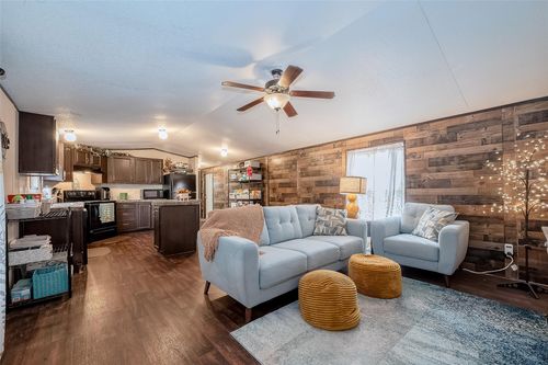 736 Road 7000, Cleveland, TX, 77327-1667 | Card Image