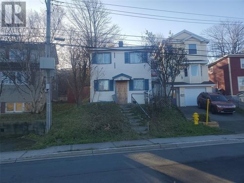 135 Empire Ave, Saint John's, NL, A1C3G1 | Card Image