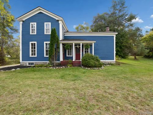 13278 9 Mile Rd, South Lyon, MI, 48178-9518 | Card Image