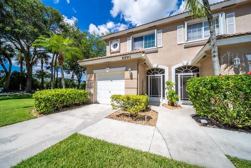 6991 Oak Bridge Ln, Lake Worth, FL, 33467-7210 | Card Image