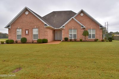 16 Spencer Drive, House other with 3 bedrooms, 2 bathrooms and 2 parking in Medina TN | Image 1