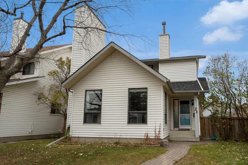28 Woodglen Close Sw, Calgary, AB, T2W4N1 | Card Image