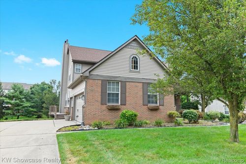 4254 Warrington Dr, Wixom, MI, 48393-4408 | Card Image