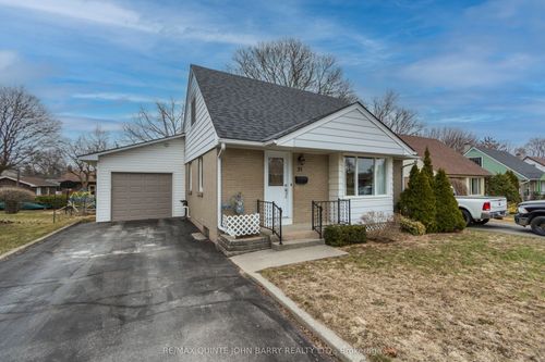 35 Fourth Avenue, Quinte West, ON, K8V5N5 | Card Image