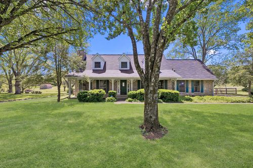 1010 Boze Ln, Gallatin, TN, 37066-8736 | Card Image