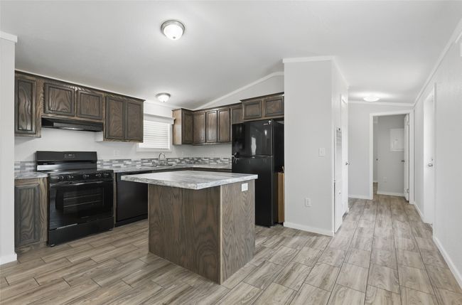1010 Hopi Ct, House other with 2 bedrooms, 2 bathrooms and null parking in Granbury TX | Image 4