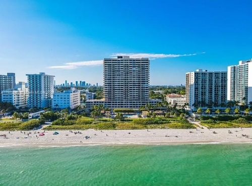 2200-2555 Collins Ave, Miami Beach, FL, 33140-4764 | Card Image