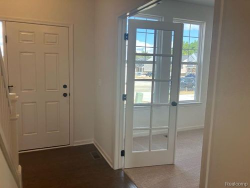 58567 Losino, South Lyon, MI, 48178-2709 | Card Image