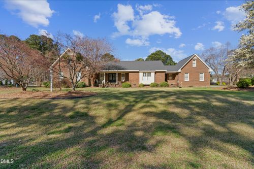 4801 Country Club Dr N, Wilson, NC, 27896-9119 | Card Image