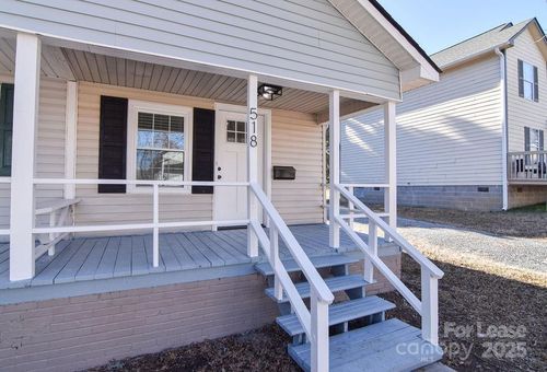 518 Denver St, Kannapolis, NC, 28083-3619 | Card Image