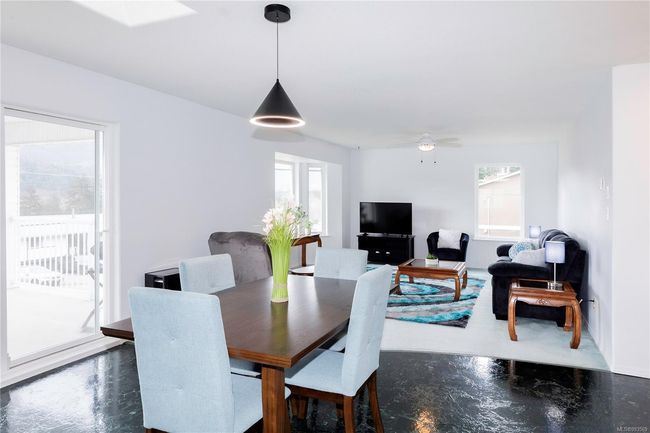 440 Mac Millan Dr, House other with 5 bedrooms, 3 bathrooms and 5 parking in Sayward BC | Image 17