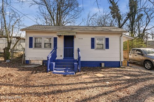 3518 Selma Ave, Knoxville, TN, 37914-4713 | Card Image