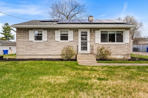 64 Rochford Cir, Springfield, MA, 01128-1025 | Card Image