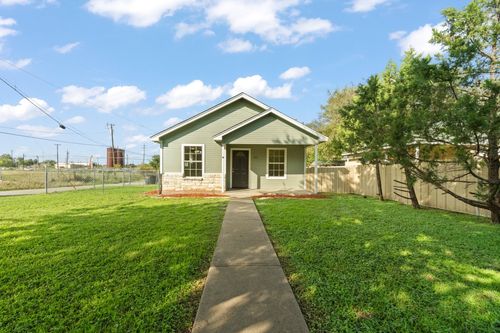 801 Trinity St, Cleburne, TX, 76031-4029 | Card Image