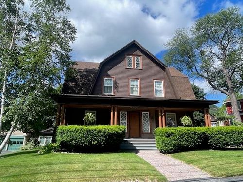 135 High St, Berlin, NH, 03570-2062 | Card Image