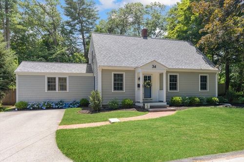 34 Hemlock Rd, Hingham, MA, 02043-3037 | Card Image