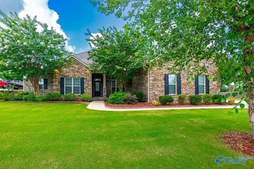 108 Smoke Tree Dr, Huntsville, AL, 35811-8882 | Card Image
